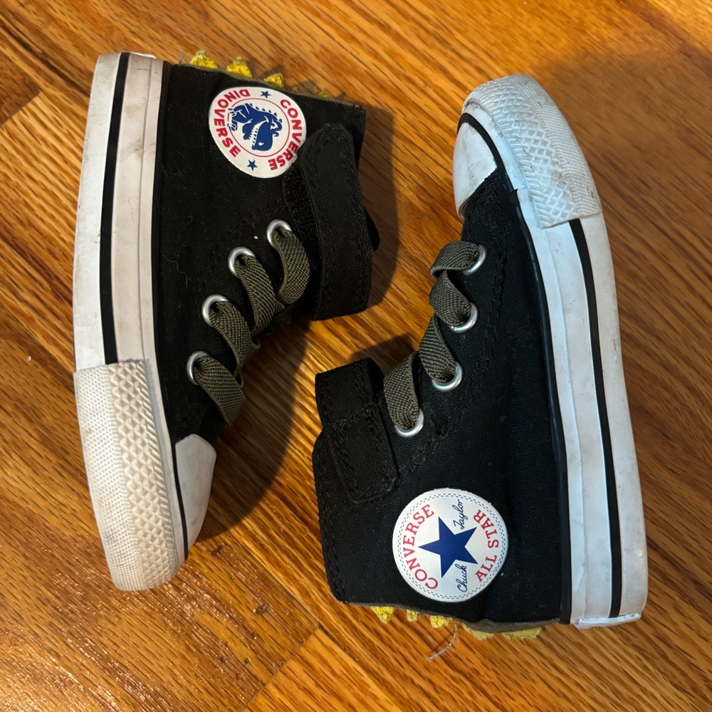 Converse Dinoverse High Top Sneakers Sz 5c